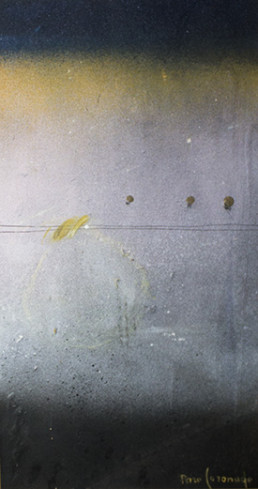 Pintura 'Juego de formas en el espacio' de Fernando Peiró Coronado, medidas 36x20, realizada con spray y óleo sobre cartulina preparada con arena y látex.