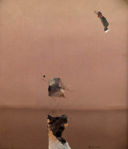 Pintura de Fernando Peiró Coronado, 'Científco con escolta', pertenece a la época más espacialista del pintor que presenta puntos de aproximación al expresionismo abstracto del pintor norteamericano de origen ruso Mark Rothko